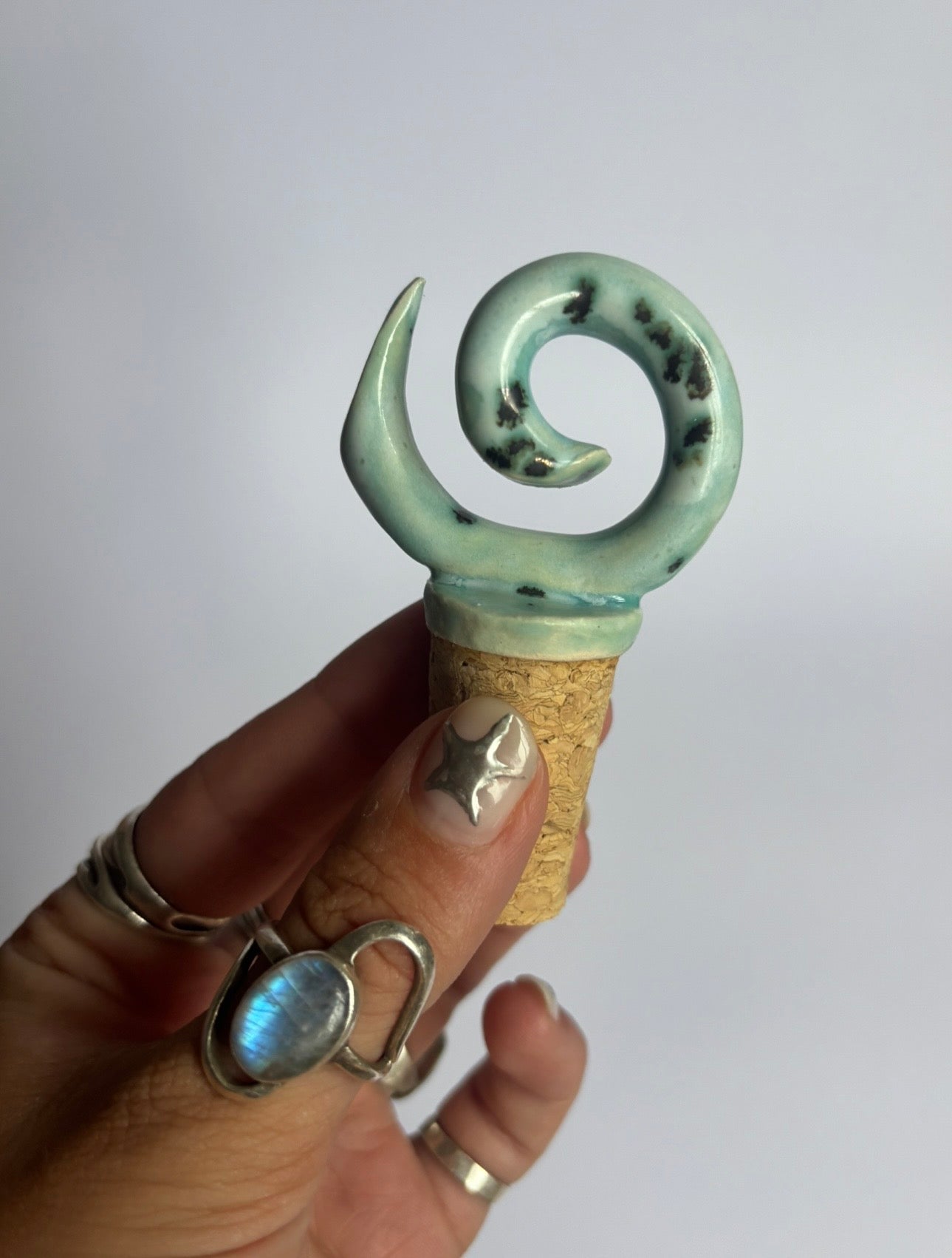 Blue Spiral Wine Stopper