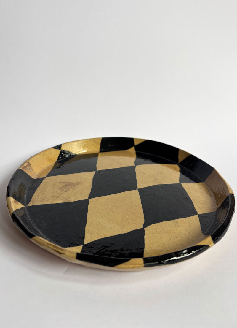 Large Buff Harlequin Plate
